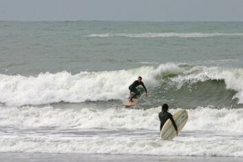 Duke Kahanamoku – Ride the Wave, Not the Board