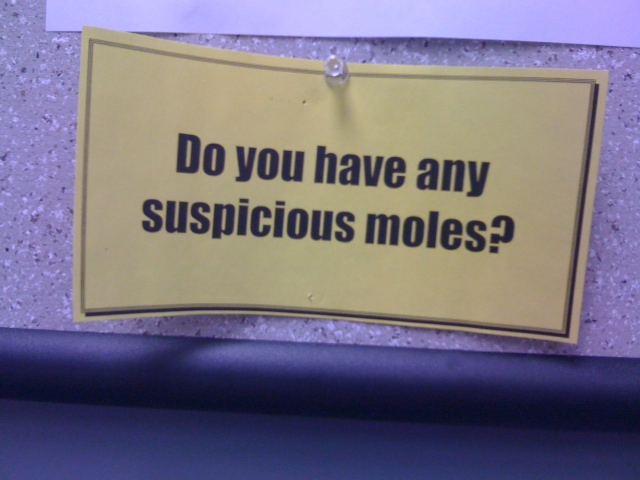 moles-cancer-symptoms skin cancer moles